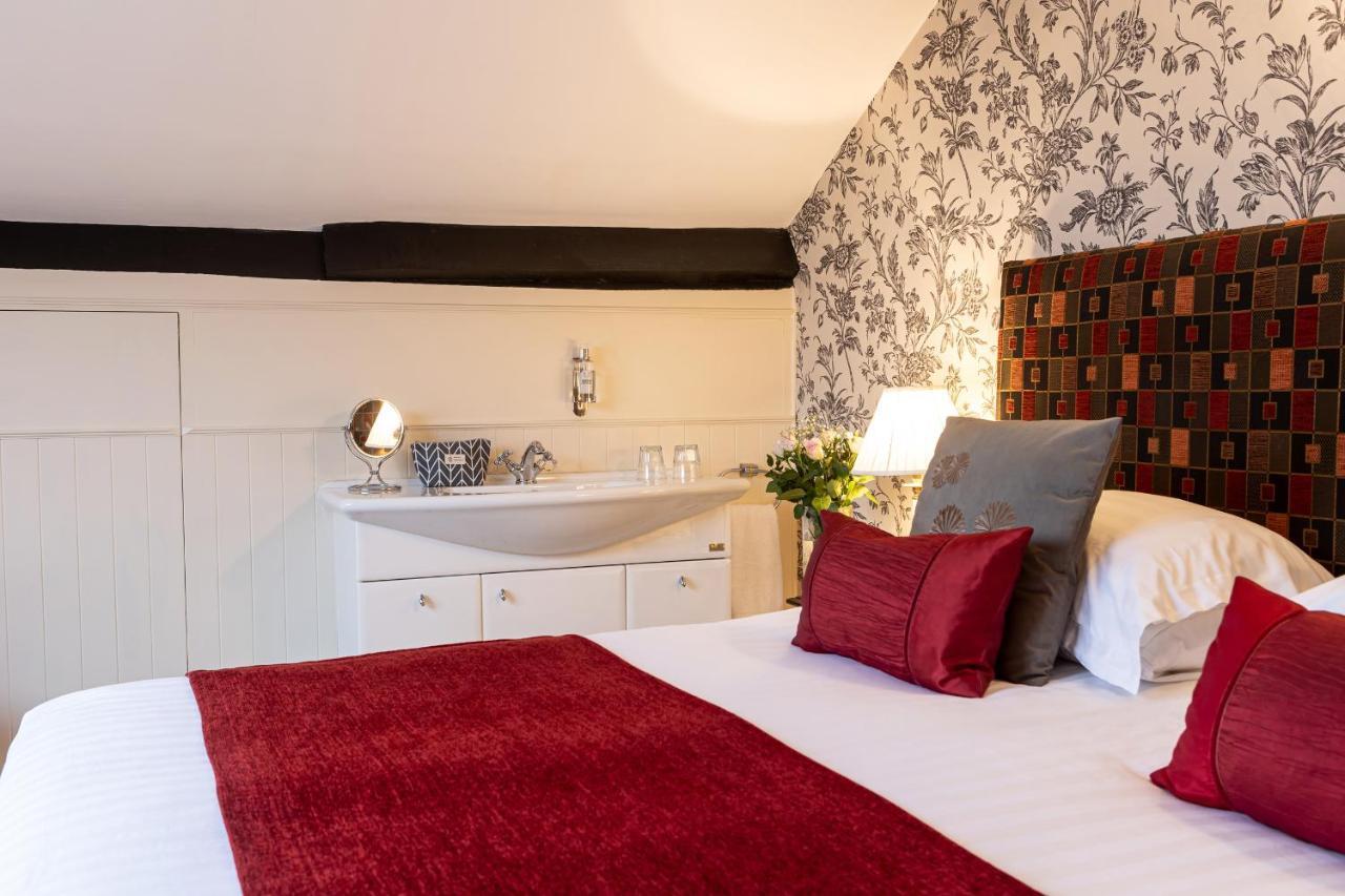 Ees Wyke Country house *